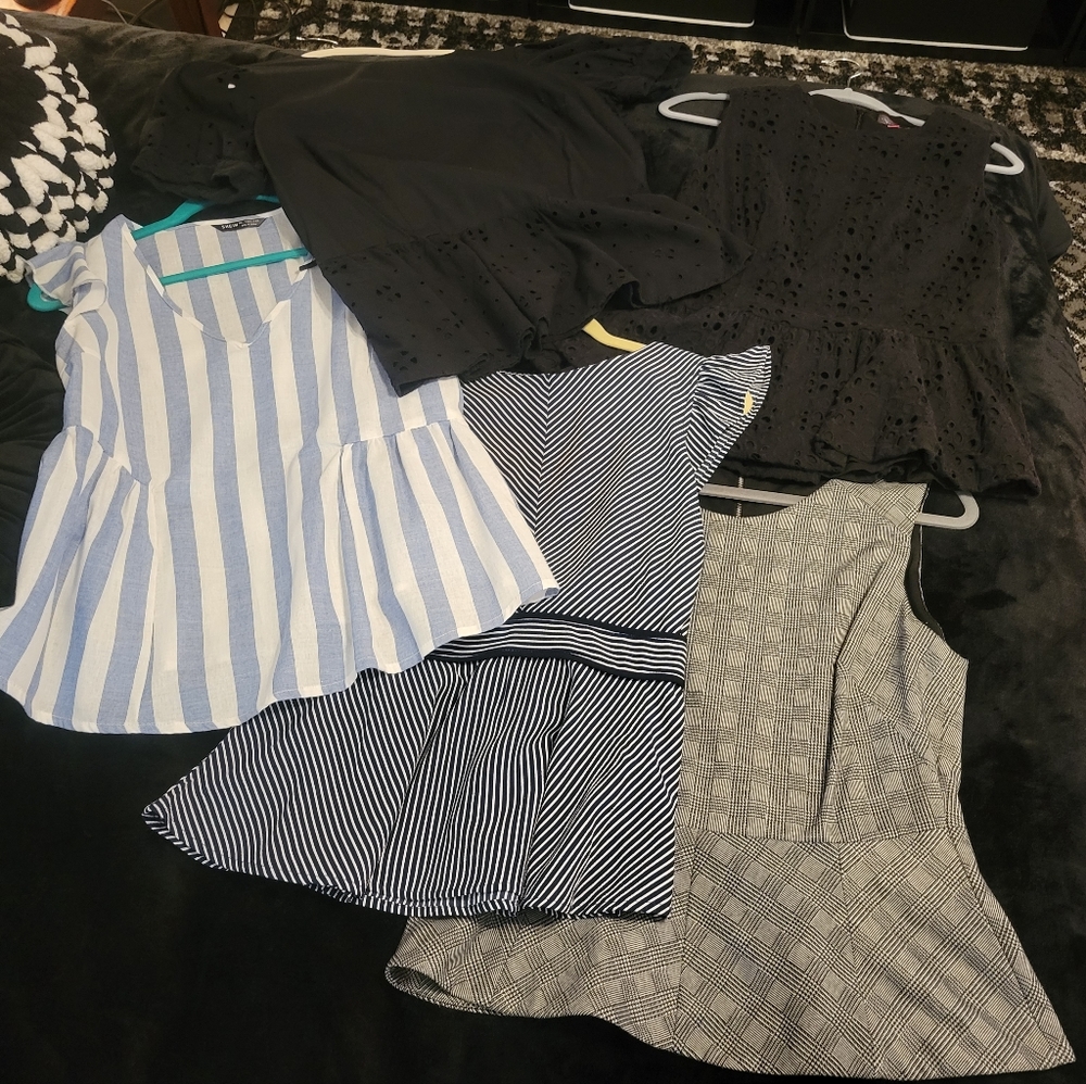Lot of 5 woman's tops